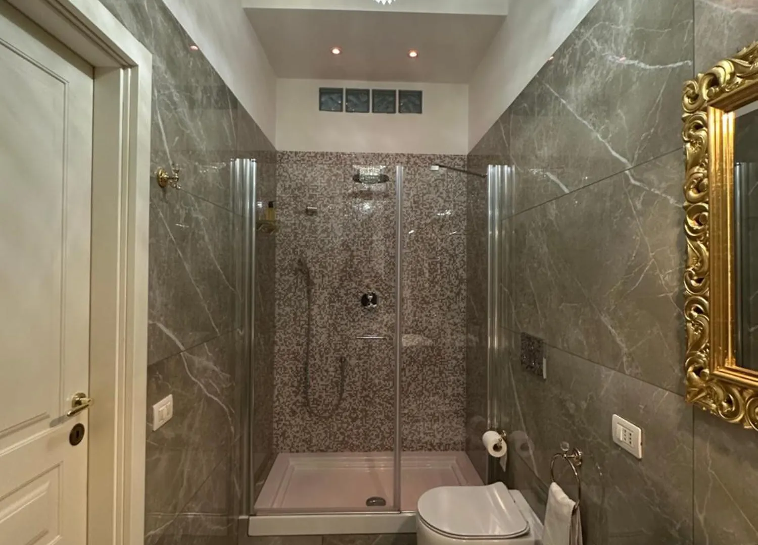 Alloggio Turistico King Plaza Rome Apartment
